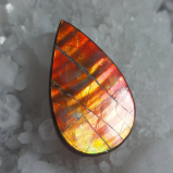 نگین امولیت